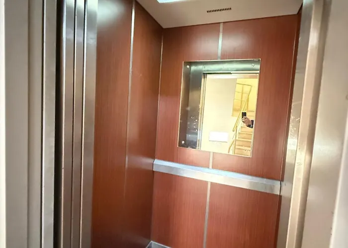 Centre Lions Gate 1 Appartamento